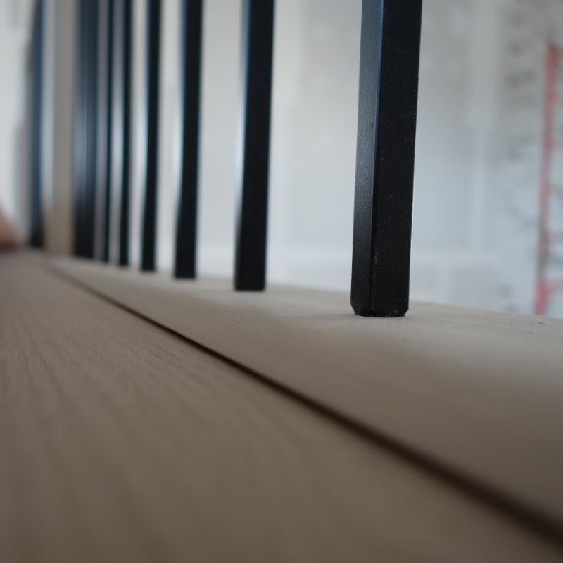 custom rounded nosing to match shorter laminate flooring, balustrade using 1/2